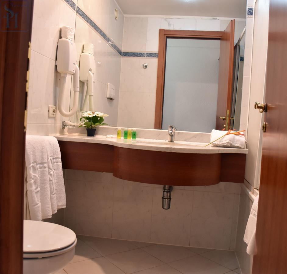 Hotel Splendid Ouagadougou Ngoại thất bức ảnh