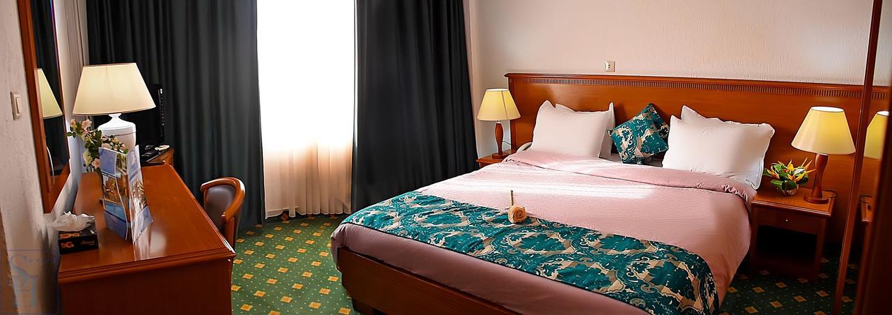 Hotel Splendid Ouagadougou Ngoại thất bức ảnh
