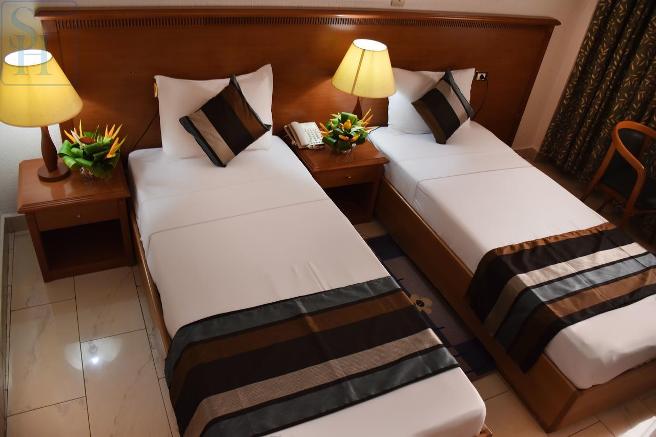 Hotel Splendid Ouagadougou Ngoại thất bức ảnh
